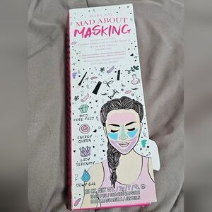 Mary Kay Mad About Masking - Mask Pod Gift Set -New In box